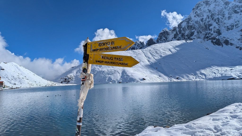 Gokyo Lakes – The Turquoise Jewels of the Himalayas