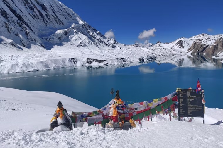 Breathtaking view of Tilicho lake in the Himalayas