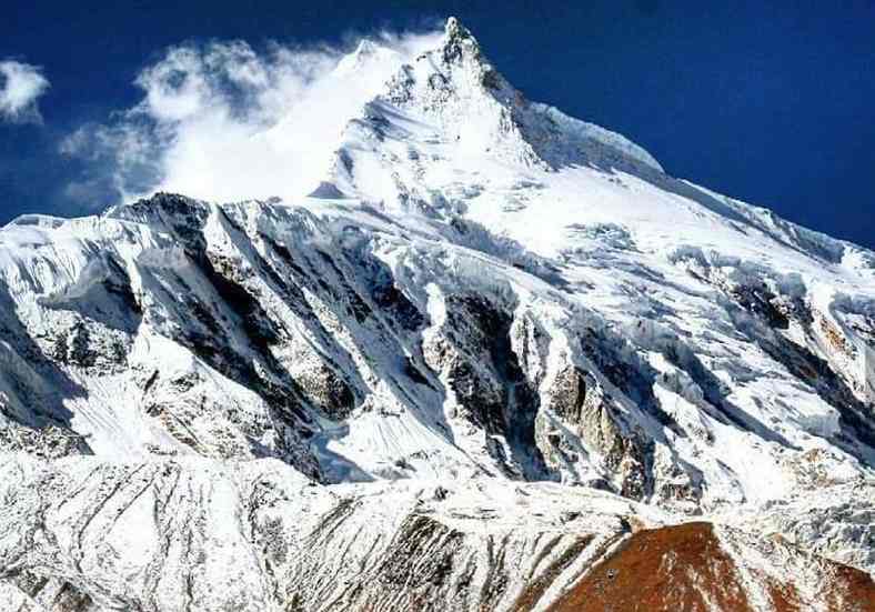 manaslu trek