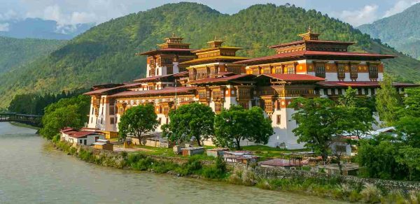 Punakha Dzong fortress between rivers, one of the top things to do in Bhutan
