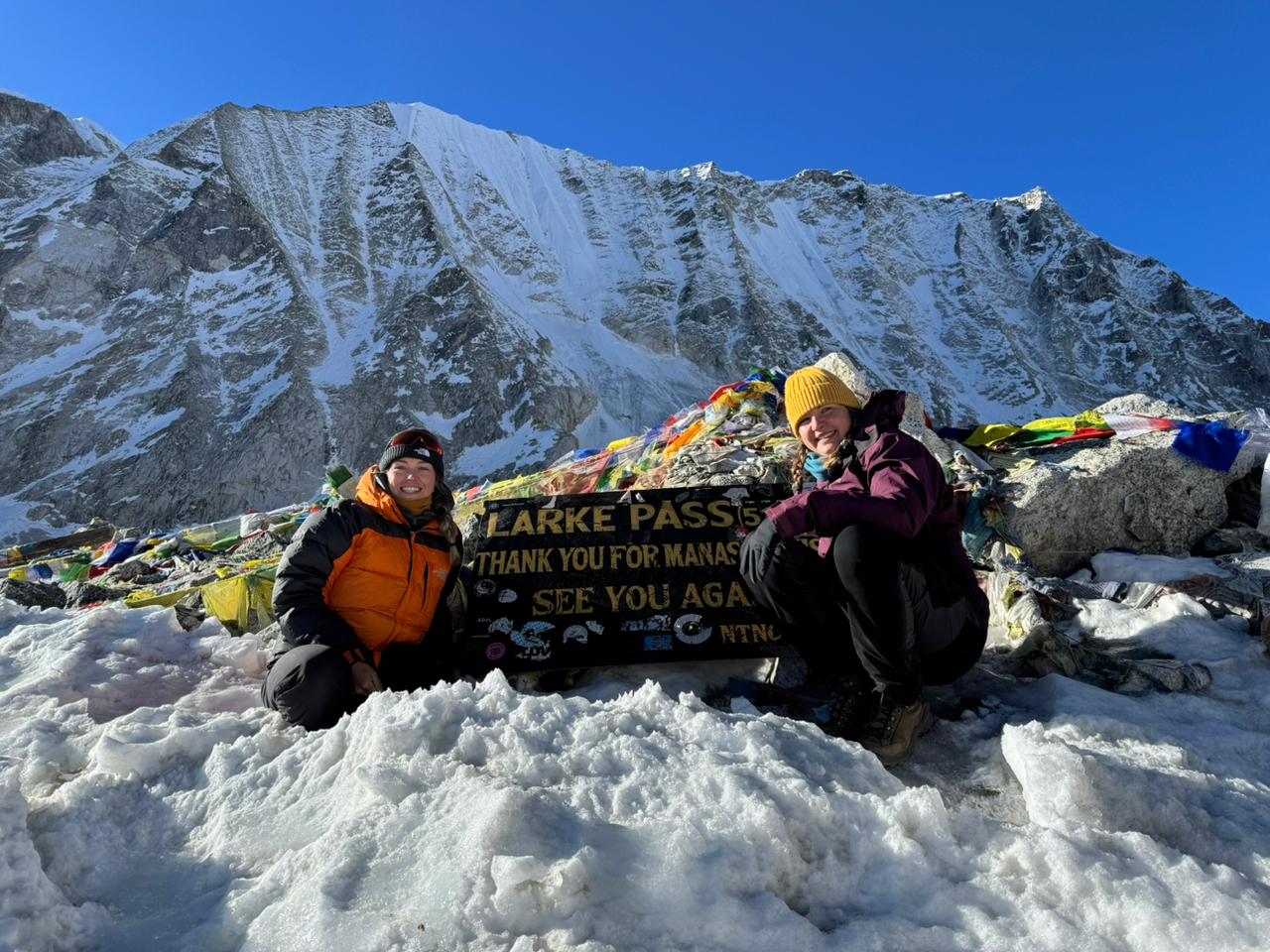 Bold Himalaya Team at Larkya La Pass is at 16,752 feet ( 5,106 meters ) above sea level.