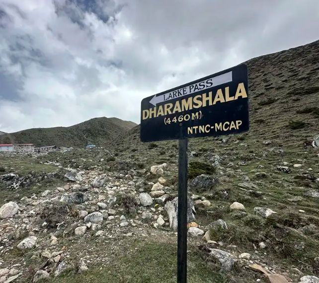 Dharamsala (4,460 m / 14,633 ft) – Larkya La Base Camp